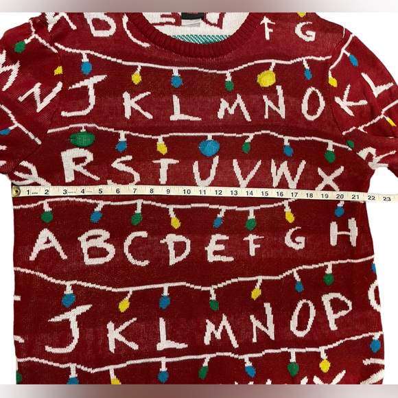 Stranger Things Christmas sweater - Picture 5 of 6